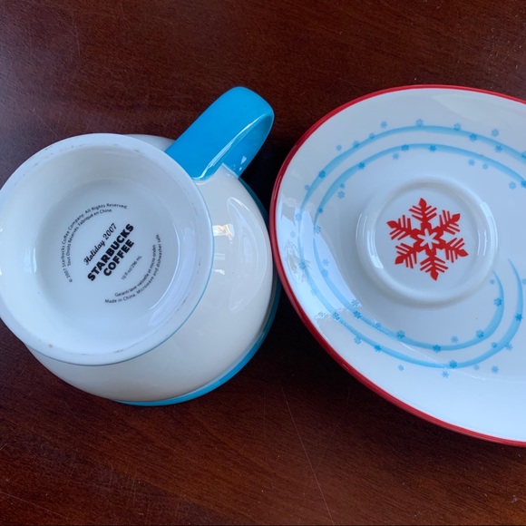 Christmas Starbucks cup with saucer plate - Picture 10 of 10
